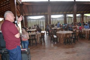 Presidente da ACS, Cabo Couto fala aos presentes. (Foto: Jeozadaque Garcia)