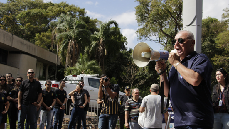 Militares estaduais protestam no Parque dos Poderes