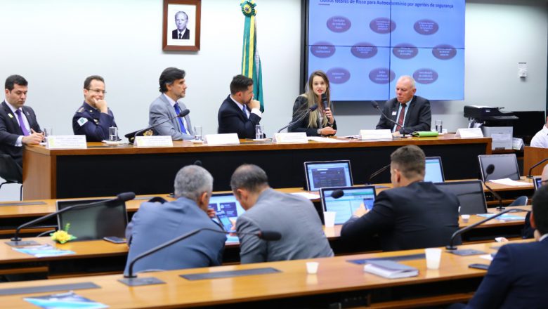 Presidente da ACS ministra palestra em Brasília sobre suicídio entre policiais