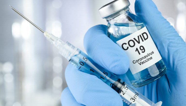 Covid-19: Entidades pedem inclusão de PMs e bombeiros em grupo prioritário de imunização