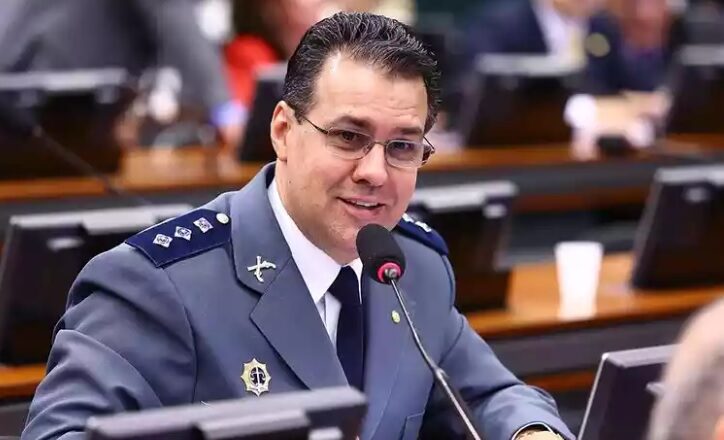 Deputado Federal Capitão Augusto apresenta projeto que garante proteção à veteranos e pensionistas
