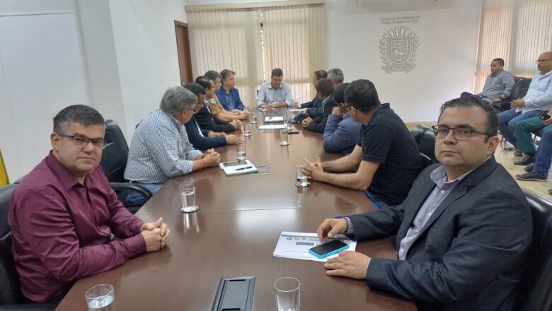 Governador Eduardo Riedel anuncia retorno dos níveis e convocação de remanescentes