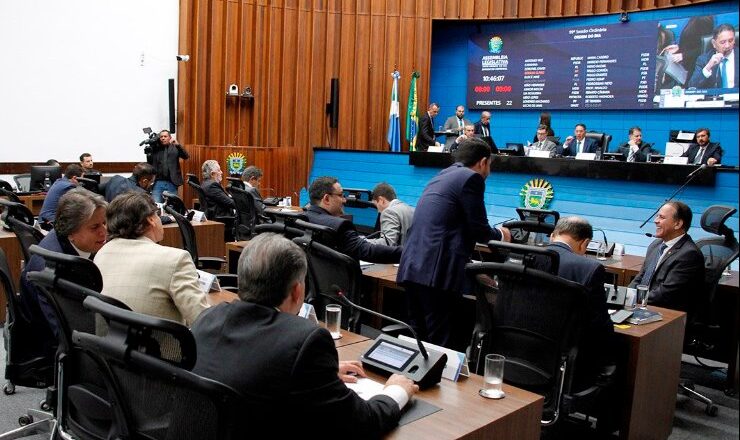 Assembleia Legislativa aprova projetos que fixam efetivos da PM e BM