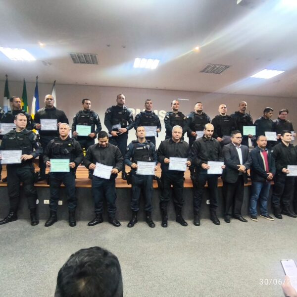 Diretoria da ACS participa de formatura do 3º Batalhão, em Dourados