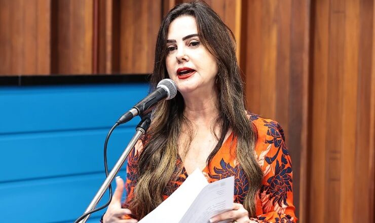 Deputada solicita gratuidade no transporte intermunicipal para policiais civis e militares
