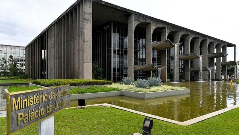 Mais de 53 mil vagas abertas em cursos gratuitos para profissionais da segurança pública