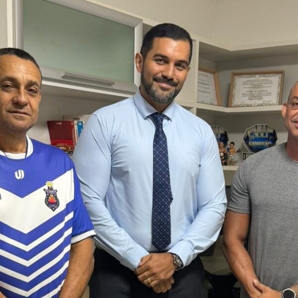 Dr. Alan Regis chega à ACS e reforça atendimento jurídico na regional de Dourados