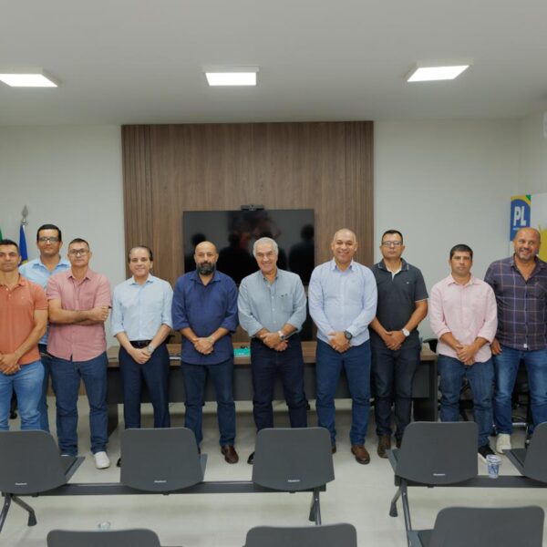 ACS busca apoio de Azambuja para avançar em reivindicações da categoria