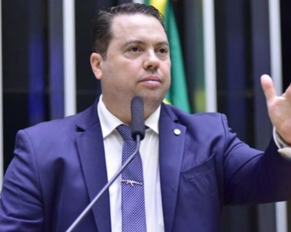Projeto de Rodolfo Nogueira amplia direitos de policiais e bombeiros militares