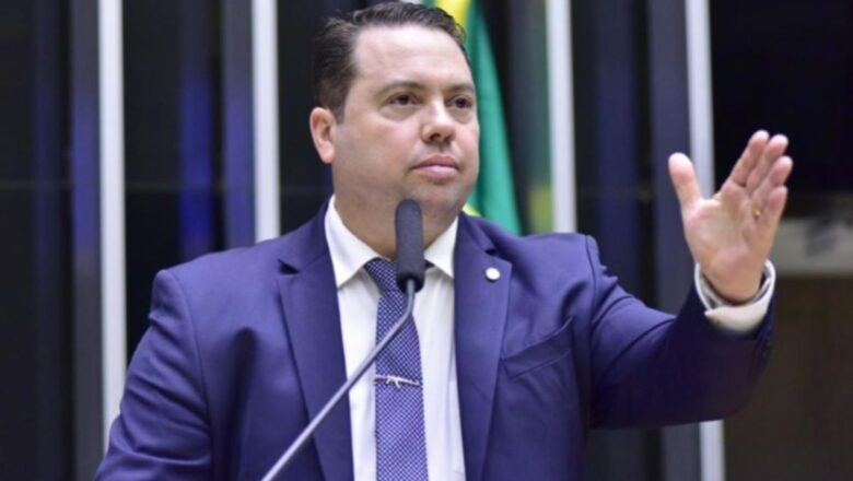 Projeto de Rodolfo Nogueira amplia direitos de policiais e bombeiros militares