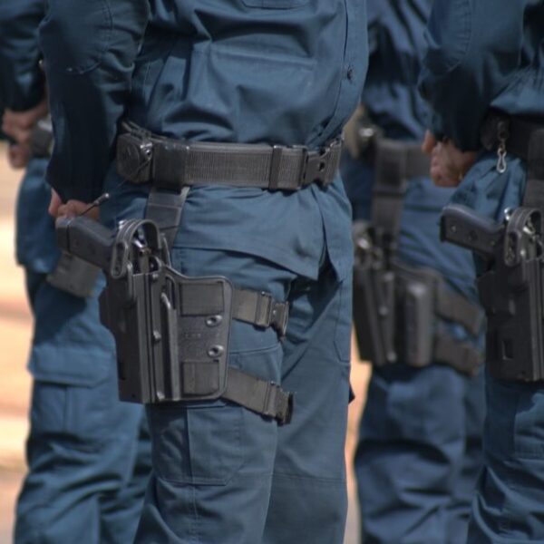 Justiça determina devolução de arma funcional a sócio após atuação da assessoria jurídica da ACS