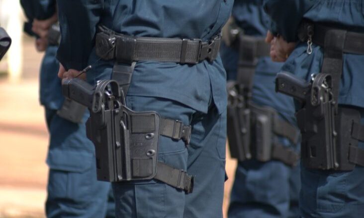 Justiça determina devolução de arma funcional a sócio após atuação da assessoria jurídica da ACS